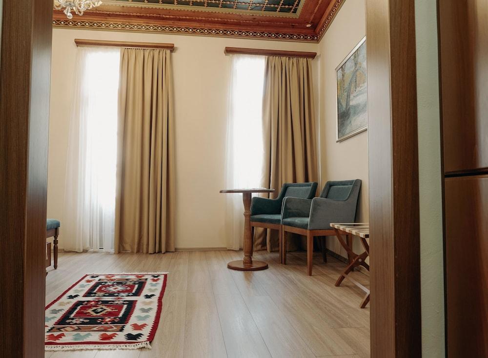 Hotel Argjiro Gjirokastra