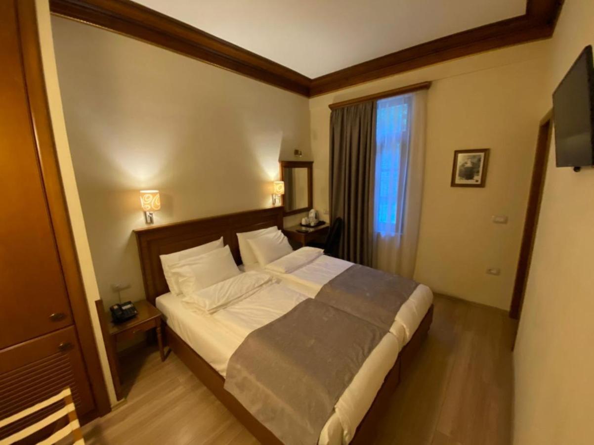 Hotel Argjiro Gjirokastra
