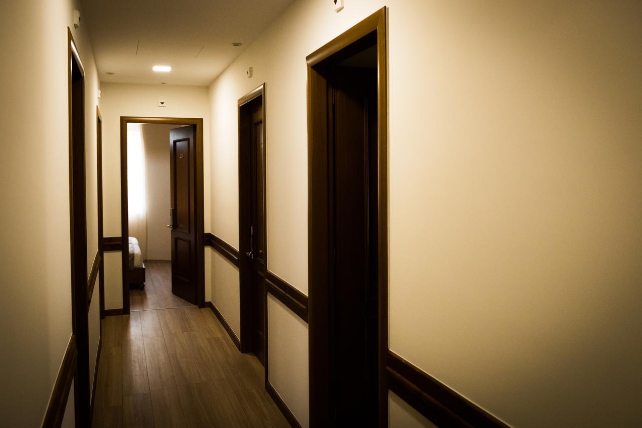 Hotel Argjiro