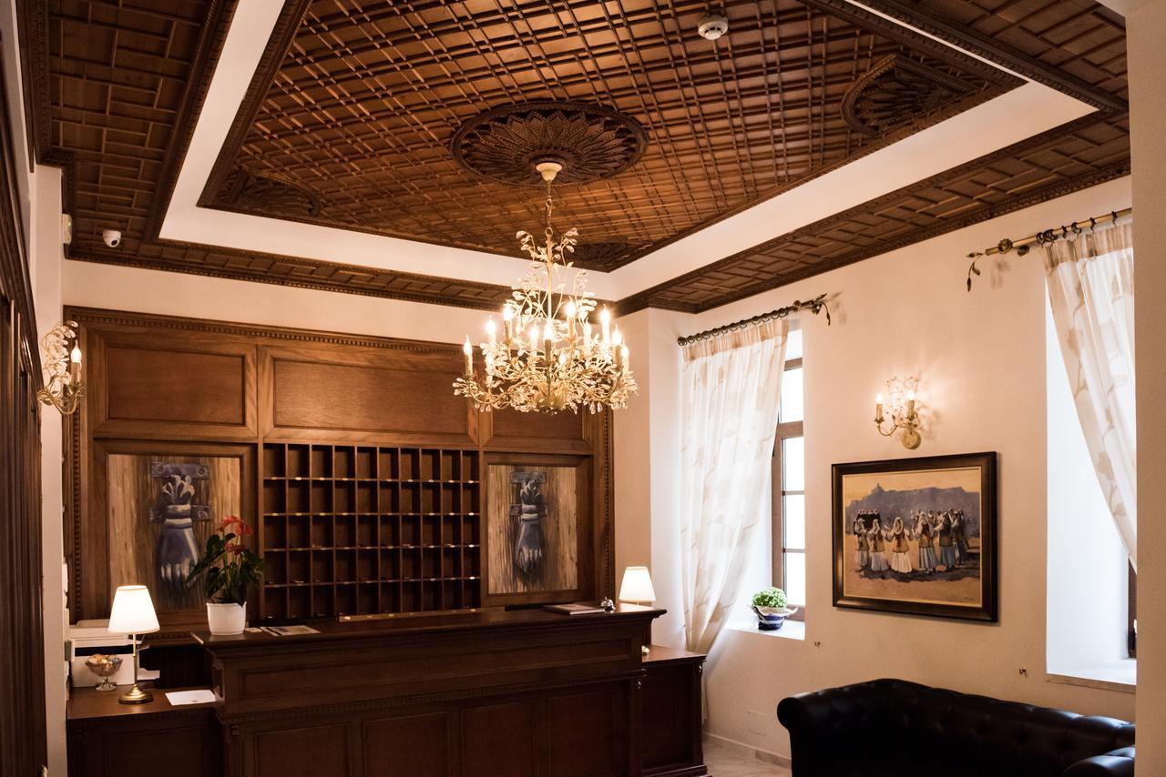 Argjiro Hotel 4*